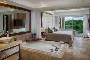 The Reserve Nature Suite Master Suite at Paradisus La Perla